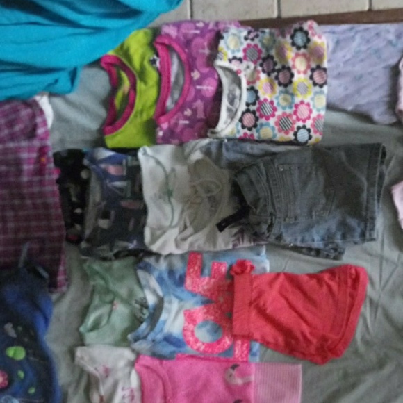 A lil bit of everything read pricing in descriptio - Picture 2 of 8